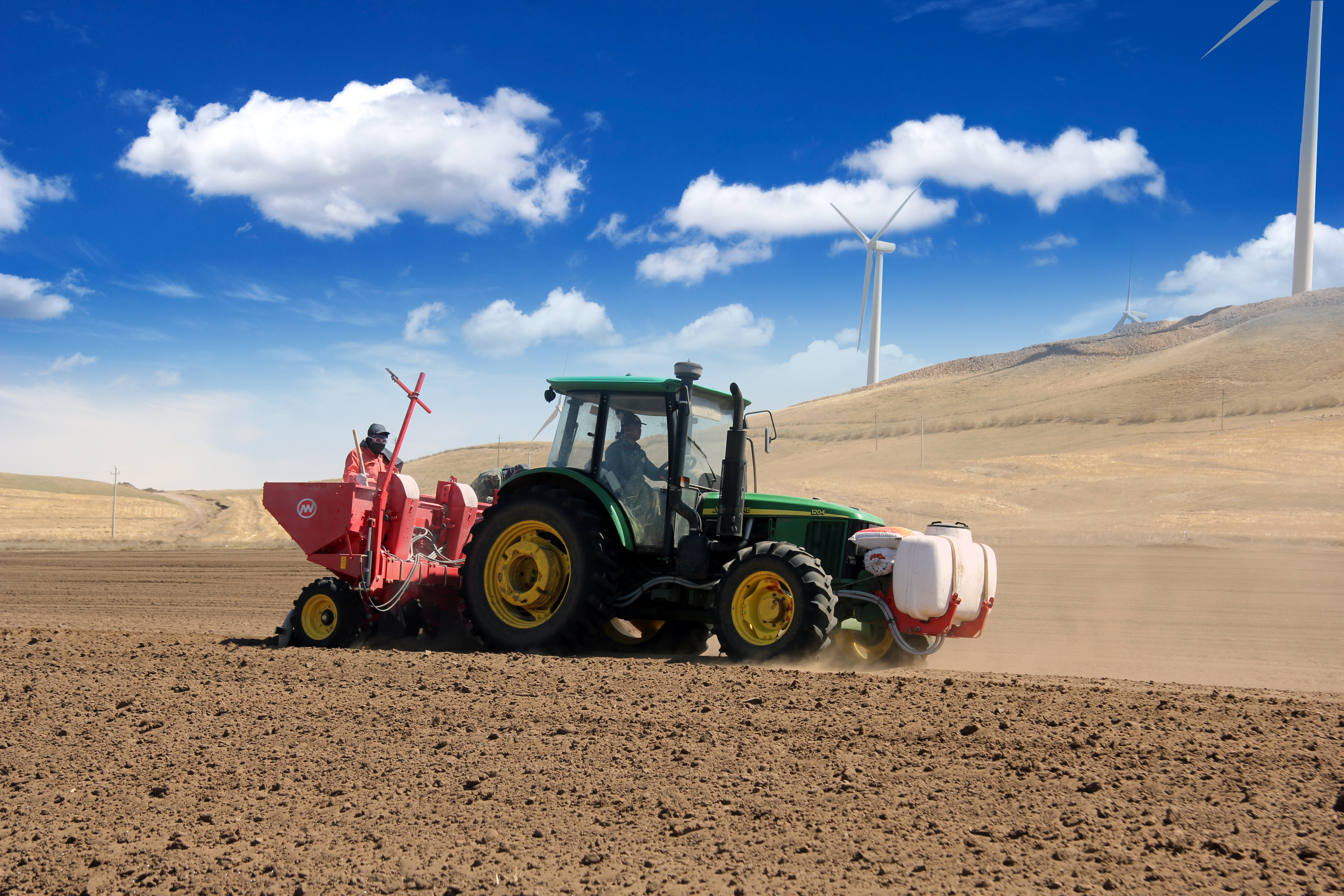 1240馬鈴薯種植機1-10